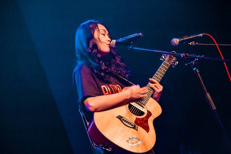 第四届“狗万吉他女声弹唱大赛”总冠军出炉<br />温格夺冠，董冬冬担任评委