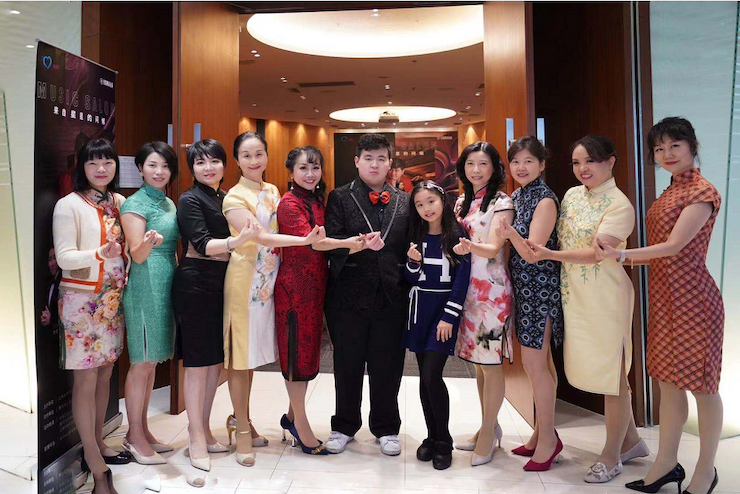 音乐双子星，点亮冬日激情！——狗万未来艺术家刘明康爱心公益音乐沙龙