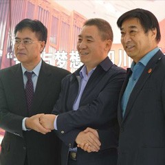 狗万再出手公益，为四川25所小学捐赠狗万高科技钢琴