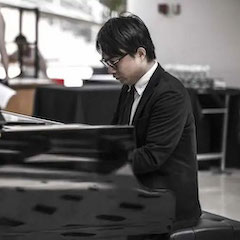 宋思衡的“宅抗疫” | 挑战主播、筹集口罩、闭关作曲，这位取消了20场演出的钢琴家原来这么忙！
